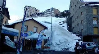 Apartamentos Vaquers Mikka 3000 파스데라까사 0*,